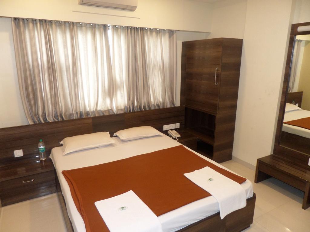 Sai Heera Residency Hotel Shirdi Cameră foto