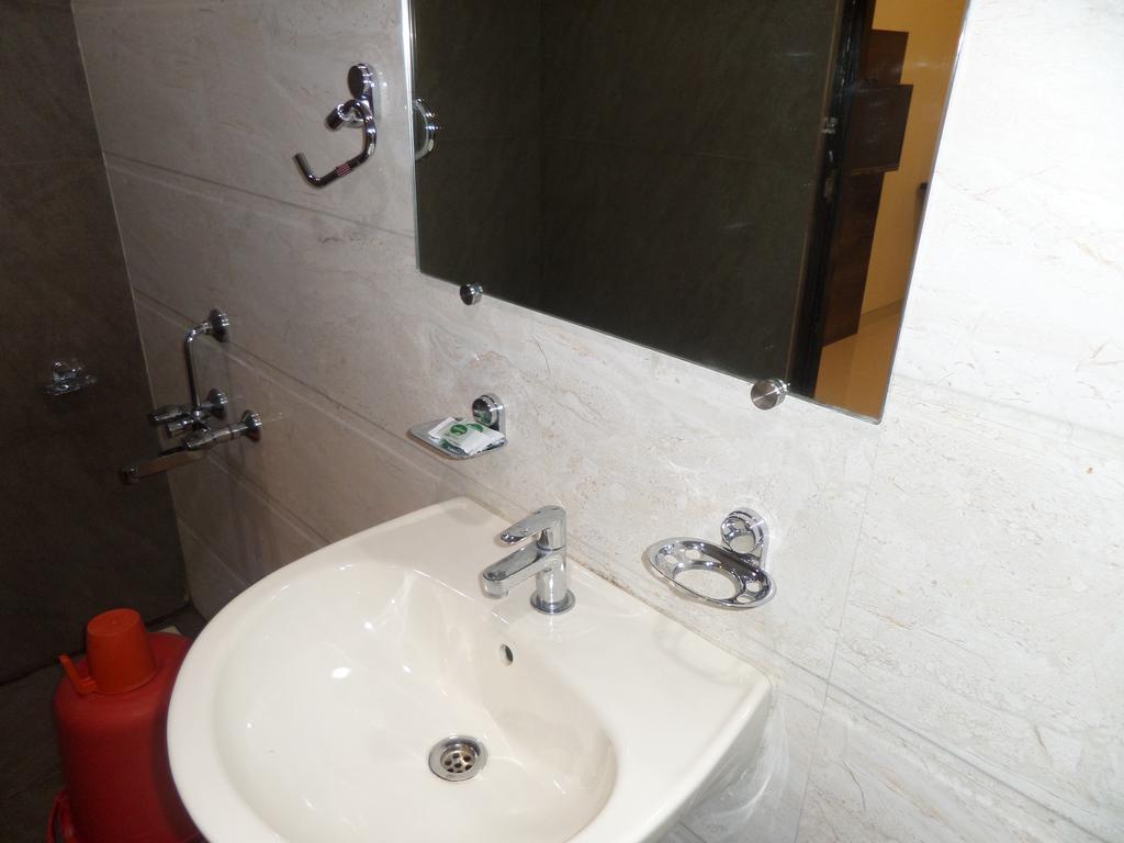 Sai Heera Residency Hotel Shirdi Cameră foto