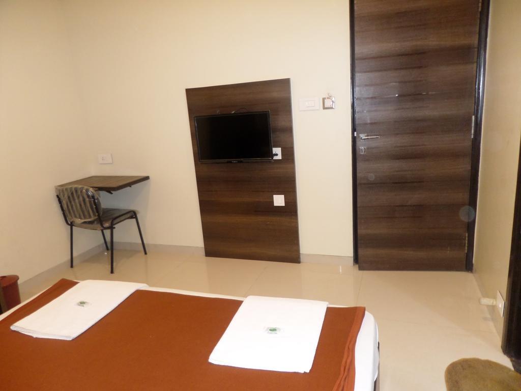 Sai Heera Residency Hotel Shirdi Cameră foto