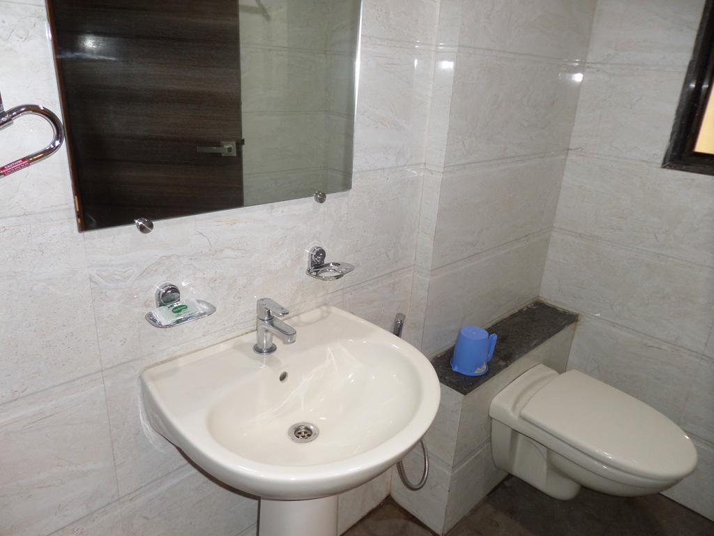 Sai Heera Residency Hotel Shirdi Cameră foto