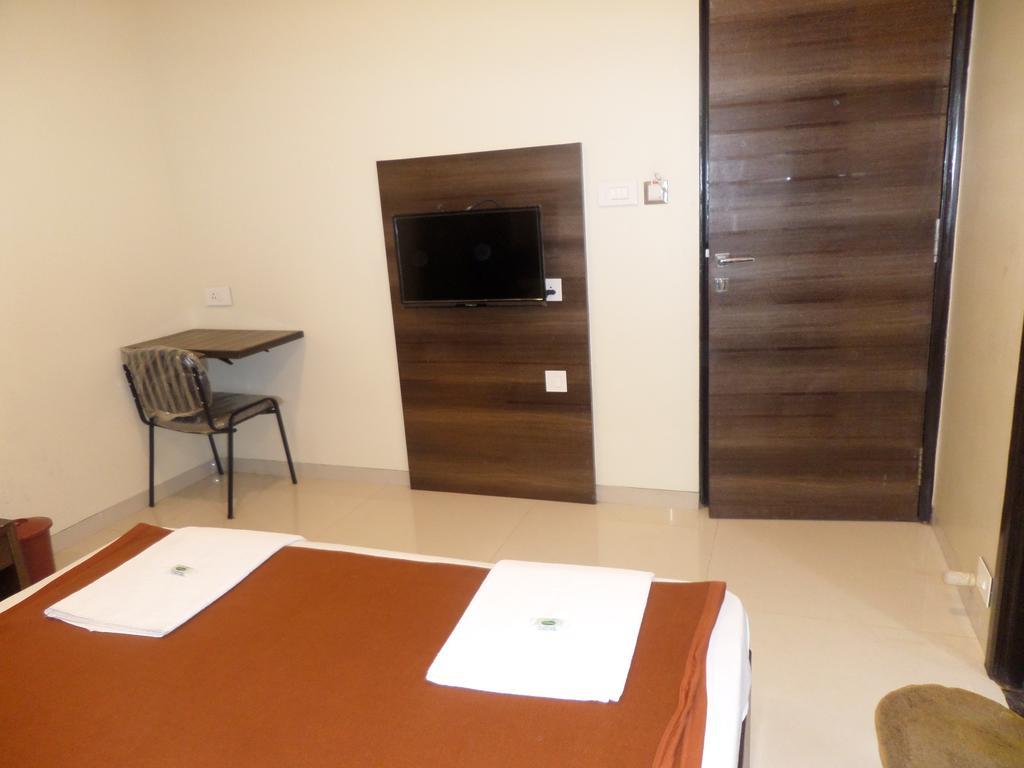 Sai Heera Residency Hotel Shirdi Cameră foto